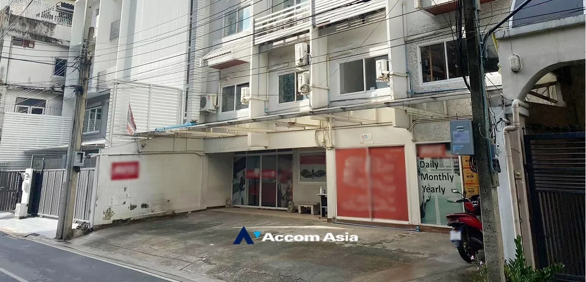  Office space For Sale in Ploenchit, Bangkok  near BTS Ploenchit (AA34739)