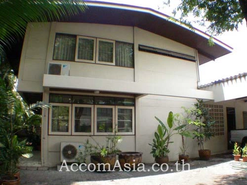  1  3 br House For Rent in Sukhumvit ,Bangkok MRT Khlong Toei 94895