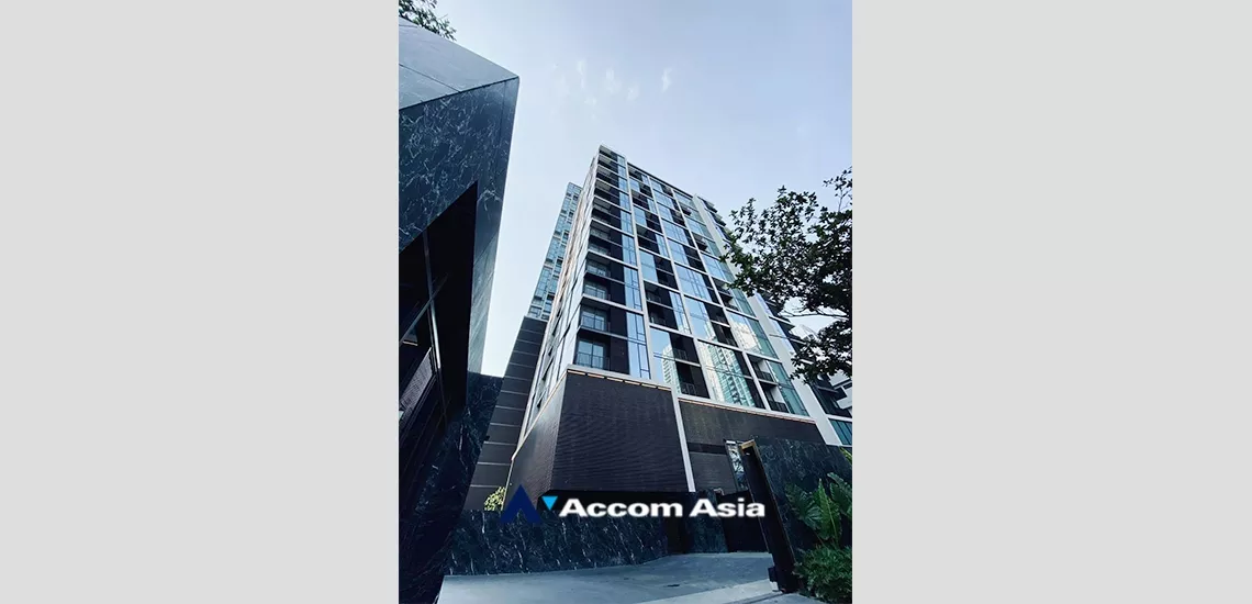 28 Chidlom Condominium  2 Bedroom for Sale BTS Chitlom in Ploenchit Bangkok