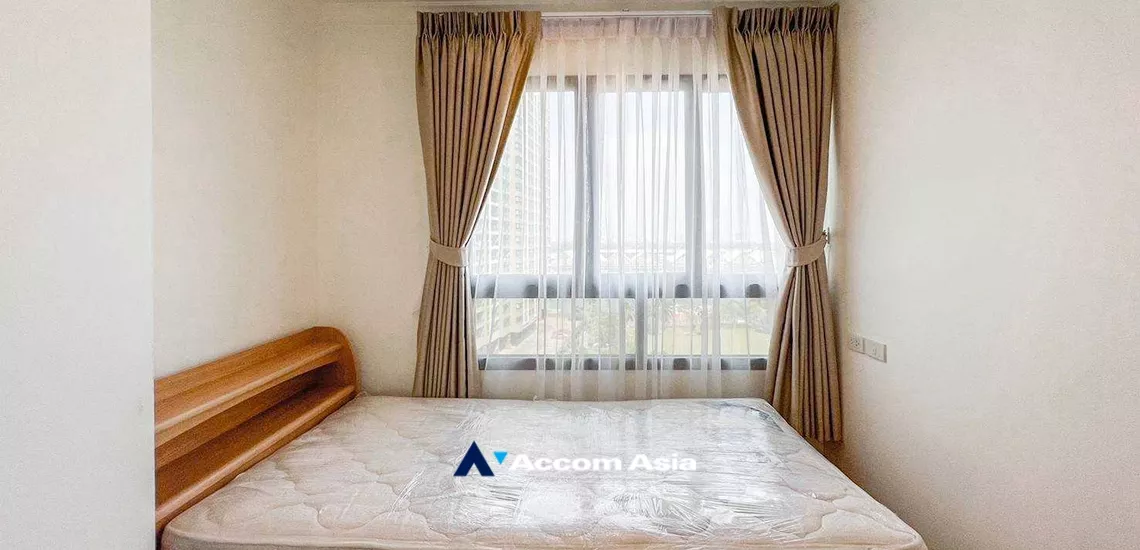  1  3 br Condominium For Rent in Sathorn ,Bangkok BRT Wat Dan at Lumpini Place Narathiwas - Chaopraya AA34758