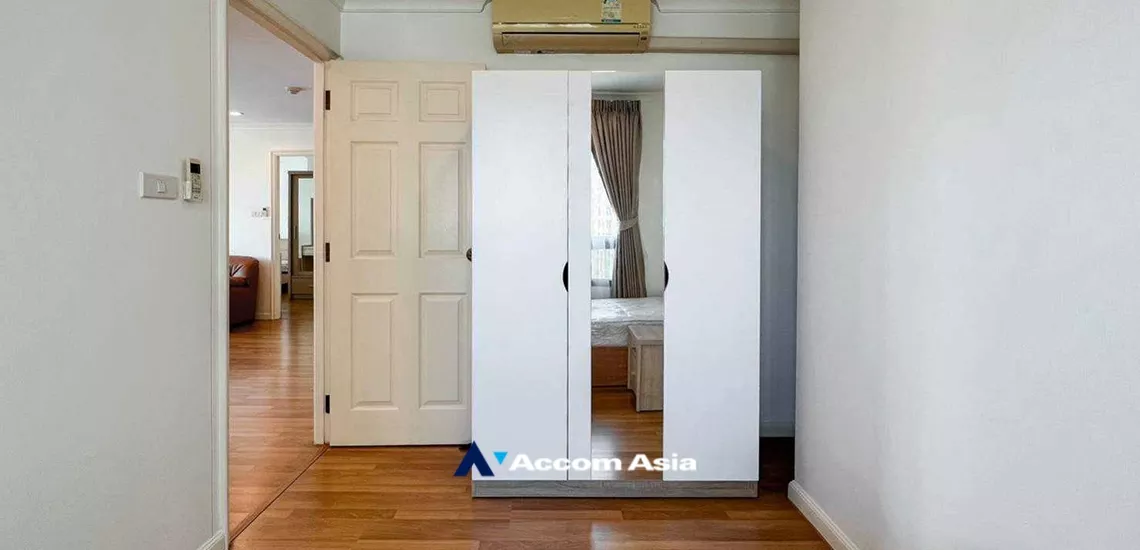 4  3 br Condominium For Rent in Sathorn ,Bangkok BRT Wat Dan at Lumpini Place Narathiwas - Chaopraya AA34758