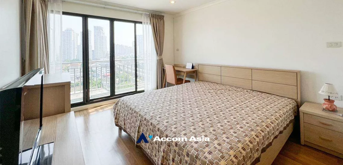 5  3 br Condominium For Rent in Sathorn ,Bangkok BRT Wat Dan at Lumpini Place Narathiwas - Chaopraya AA34758
