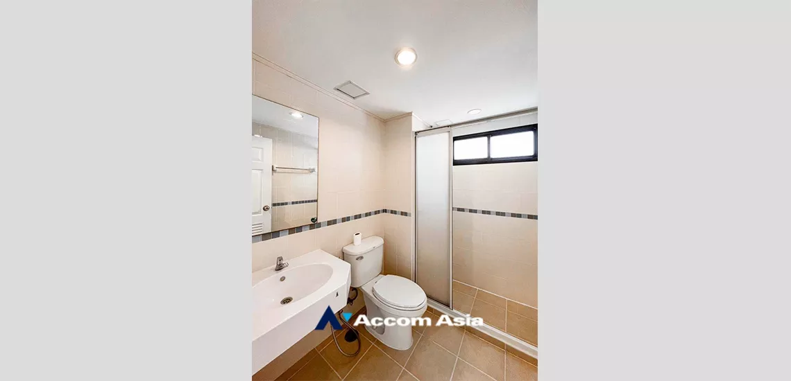 12  3 br Condominium For Rent in Sathorn ,Bangkok BRT Wat Dan at Lumpini Place Narathiwas - Chaopraya AA34758