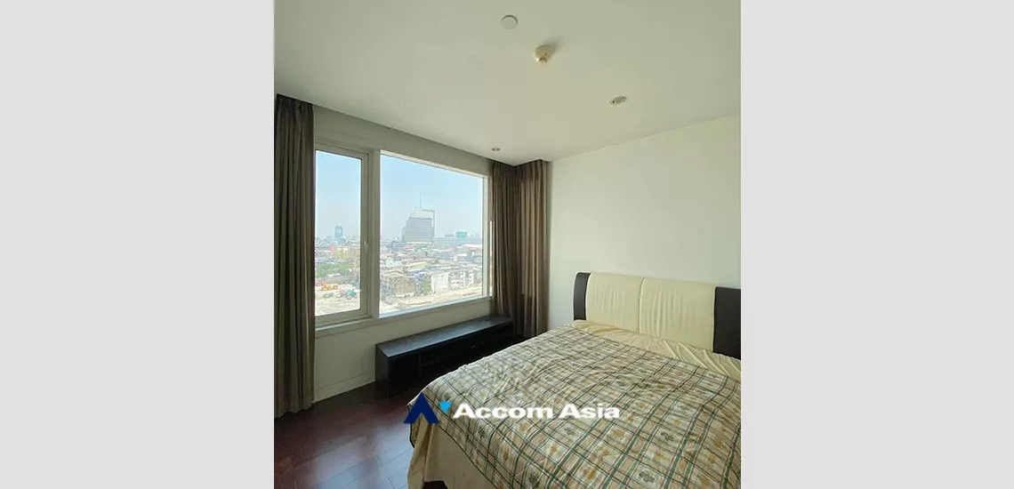 4  2 br Condominium For Sale in Phaholyothin ,Bangkok BTS Chitlom at Manhattan Chidlom AA34760
