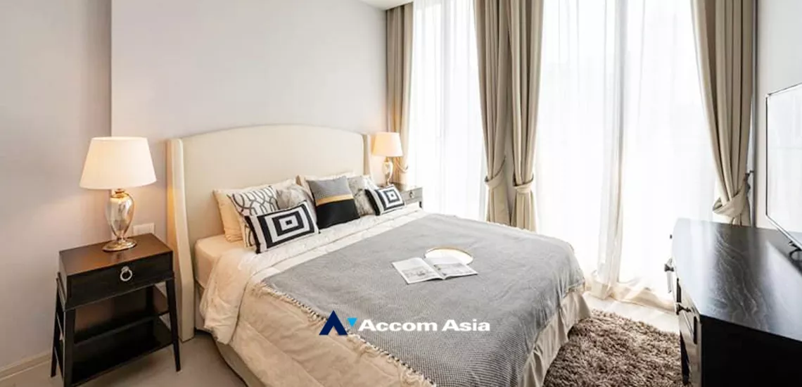 unit 1 Bedroom  Condominium For Sale in Ploenchit, Bangkok  near BTS Ploenchit (AA34762)