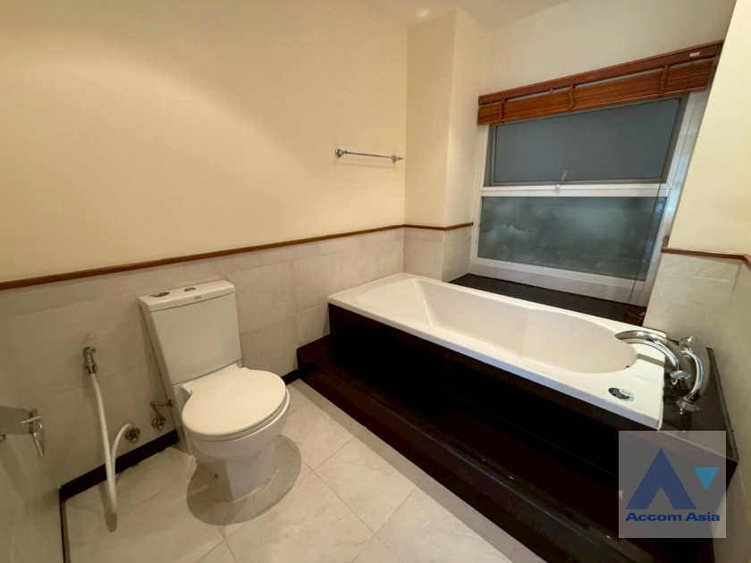 19  3 br Apartment For Rent in Sathorn ,Bangkok BTS Chong Nonsi at Quality Of Living AA34770