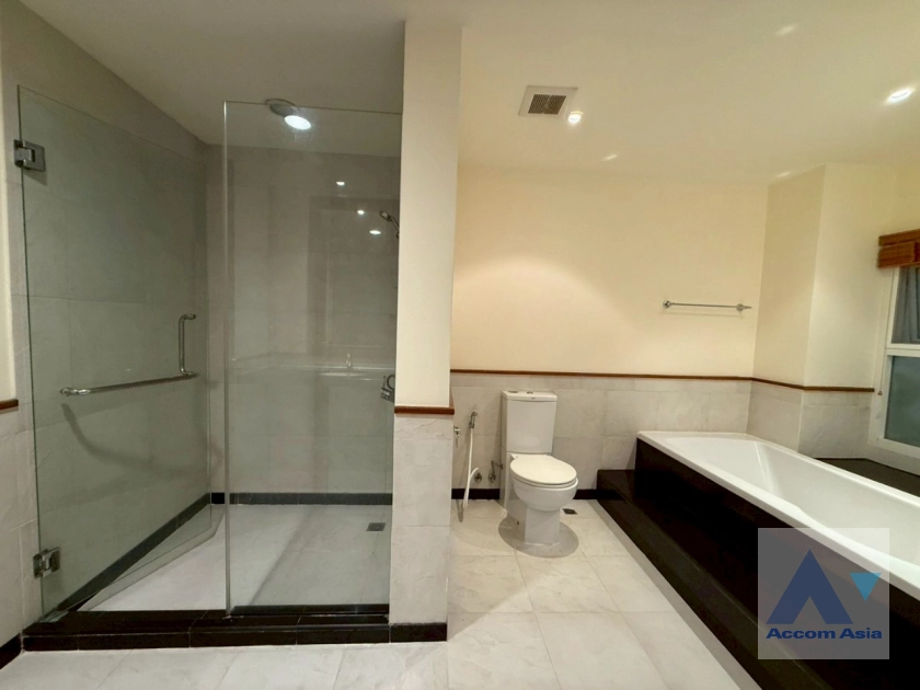 18  3 br Apartment For Rent in Sathorn ,Bangkok BTS Chong Nonsi at Quality Of Living AA34770