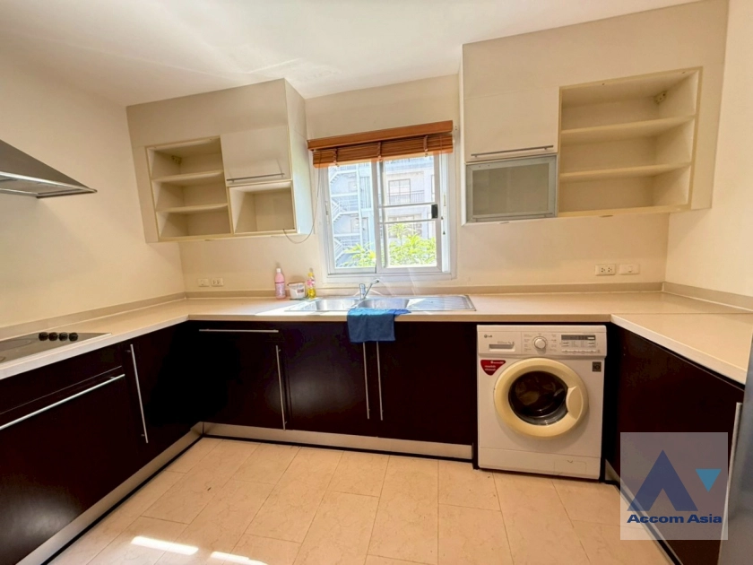 7  3 br Apartment For Rent in Sathorn ,Bangkok BTS Chong Nonsi at Quality Of Living AA34770