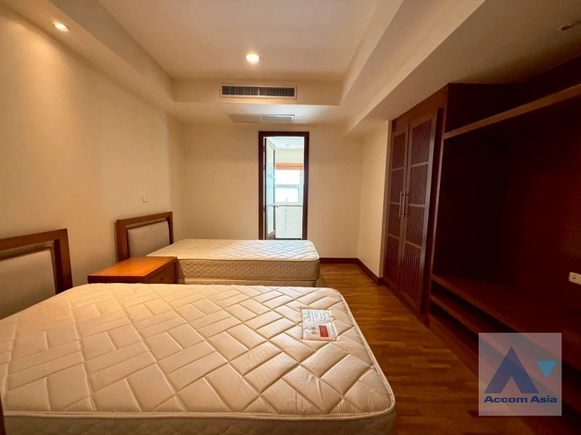 16  3 br Apartment For Rent in Sathorn ,Bangkok BTS Chong Nonsi at Quality Of Living AA34770