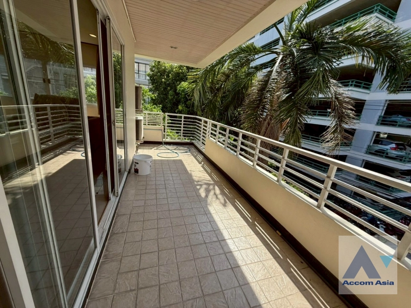 4  3 br Apartment For Rent in Sathorn ,Bangkok BTS Chong Nonsi at Quality Of Living AA34770