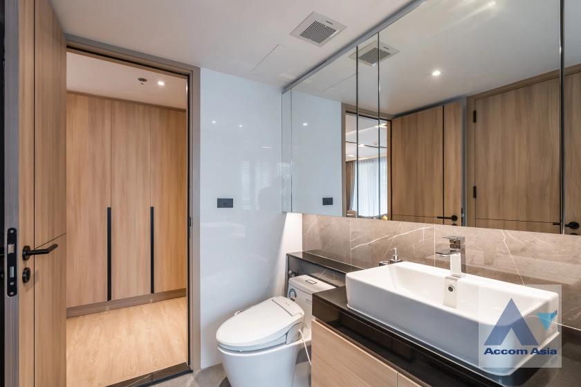 10  1 br Apartment for rent and sale in Sukhumvit ,Bangkok BTS Ekkamai at Luxury apartment AA34774