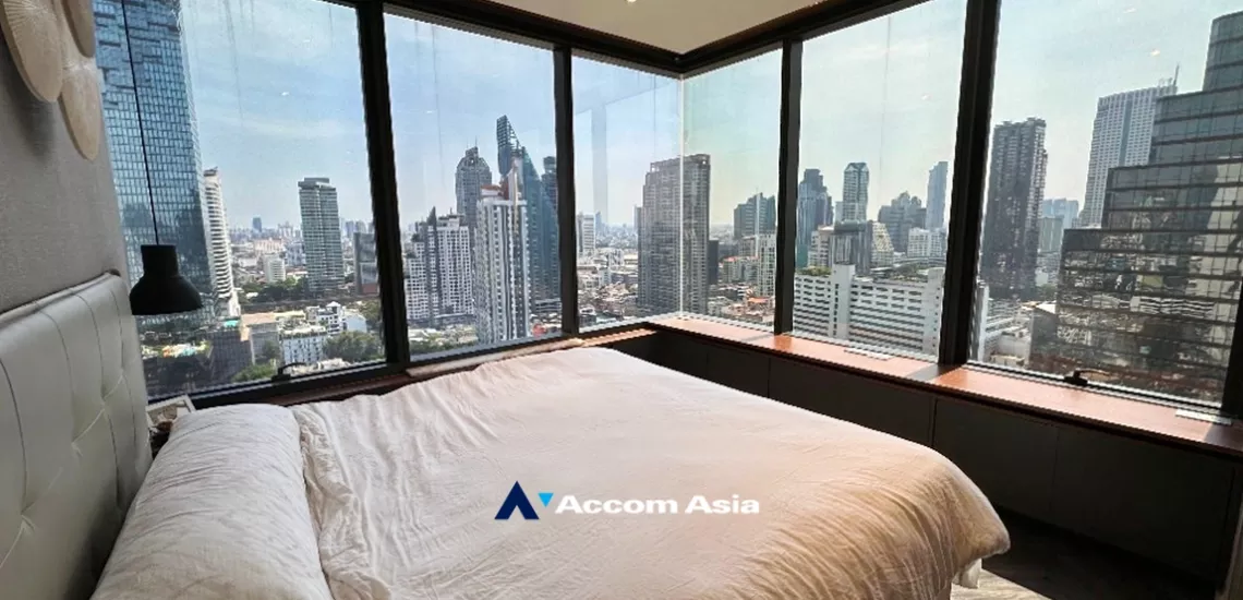  2 Bedrooms  Condominium For Rent & Sale in Silom, Bangkok  near BTS Chong Nonsi (AA34778)