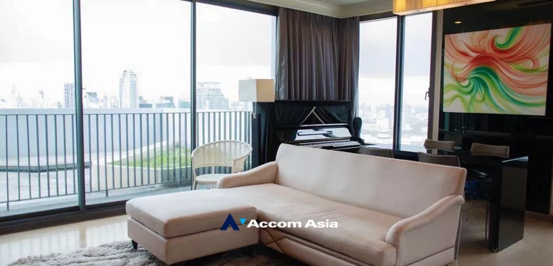 3 Bedrooms  Condominium For Sale in Phaholyothin, Bangkok  near BTS Ratchathewi (AA34781)