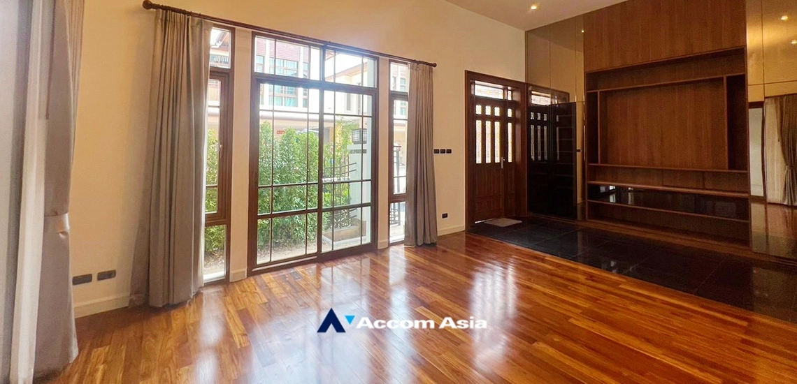 11  4 br House for rent and sale in Sukhumvit ,Bangkok BTS Phra khanong at Baan Sansiri Sukhumvit 67 AA34790
