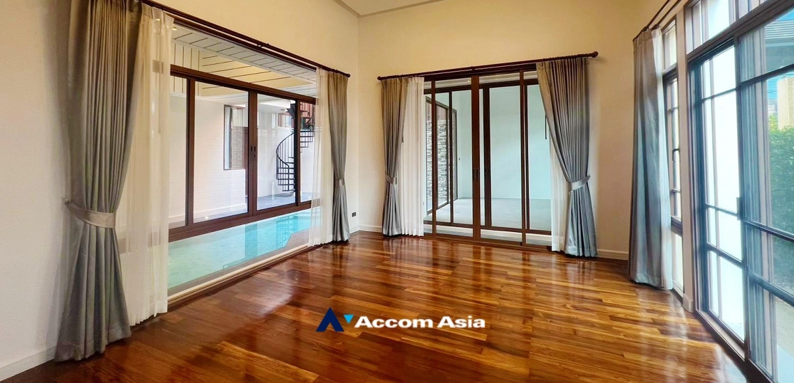 9  4 br House for rent and sale in Sukhumvit ,Bangkok BTS Phra khanong at Baan Sansiri Sukhumvit 67 AA34790