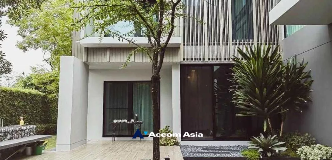 7  4 br House For Rent in Latkrabang ,Bangkok  AA34792