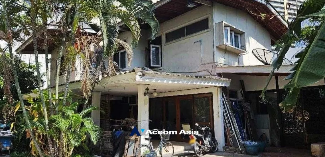  Land For Sale in Sukhumvit, Bangkok  near BTS Asok (AA34793)