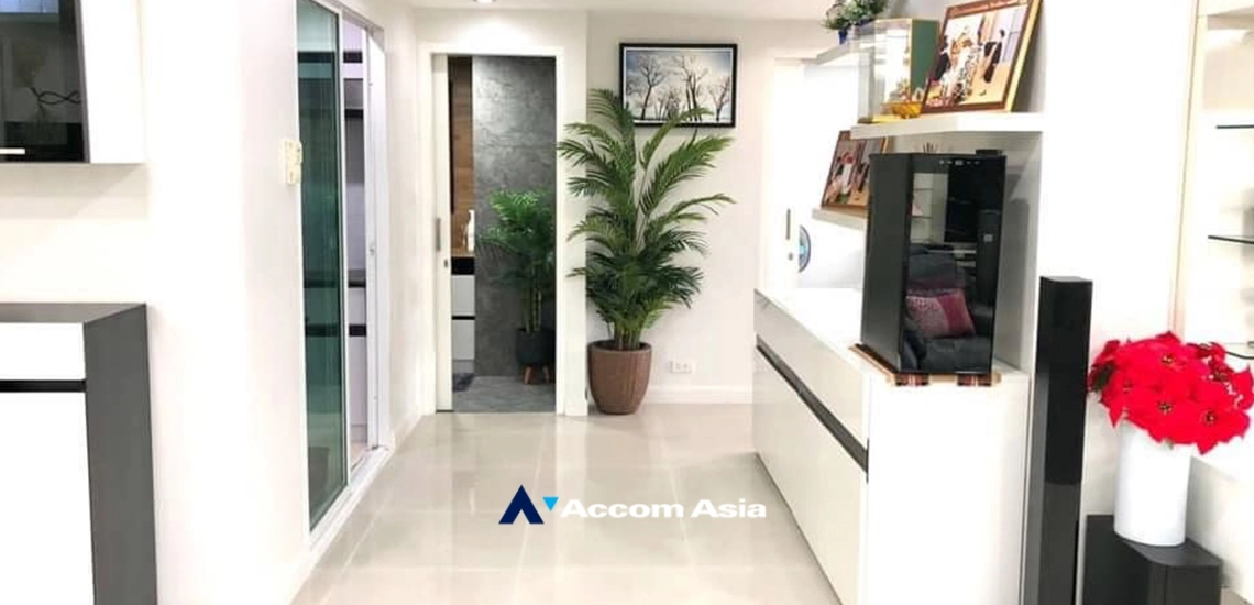  1  2 br Condominium For Sale in Sukhumvit ,Bangkok BTS Phra khanong at Fragrant 71 AA34796