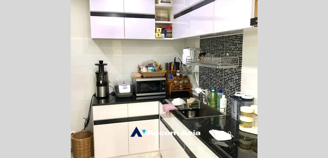 unit 2 Bedrooms  Condominium For Sale in Sukhumvit, Bangkok  near BTS Phra khanong (AA34796)