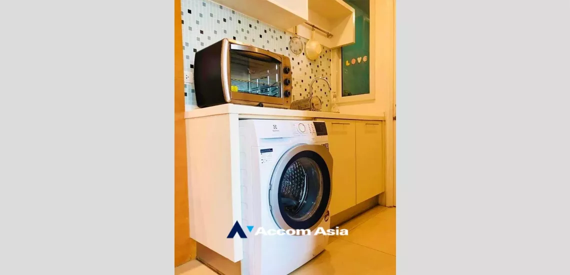 8  1 br Condominium For Sale in New Phetchaburi ,Bangkok BTS Chitlom at Manhattan Chidlom AA34800