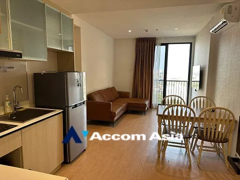 Corner Unit |  Maru Ekkamai 2 Condominium Condominium  2 Bedroom for Rent BTS Ekkamai in Sukhumvit Bangkok
