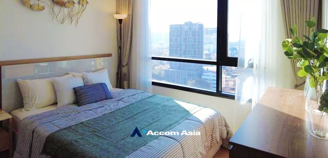 Pet friendly |  1 Bedroom  Condominium For Rent & Sale in Sukhumvit, Bangkok  near BTS Ekkamai (AA34814)