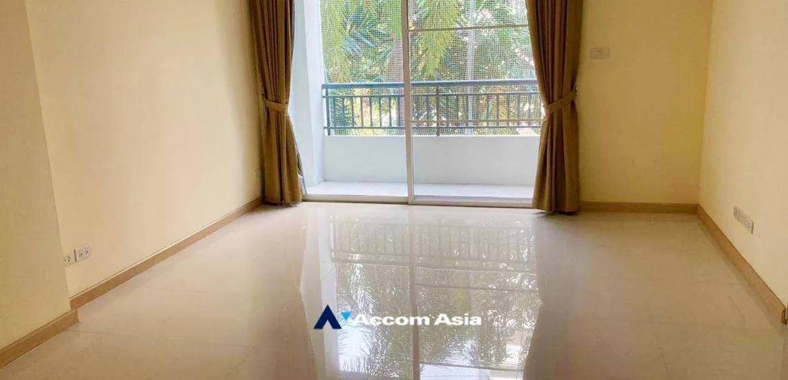 The Bangkok Sukhumvit 61 Condominium  2 Bedroom for Sale BTS Ekkamai in Sukhumvit Bangkok