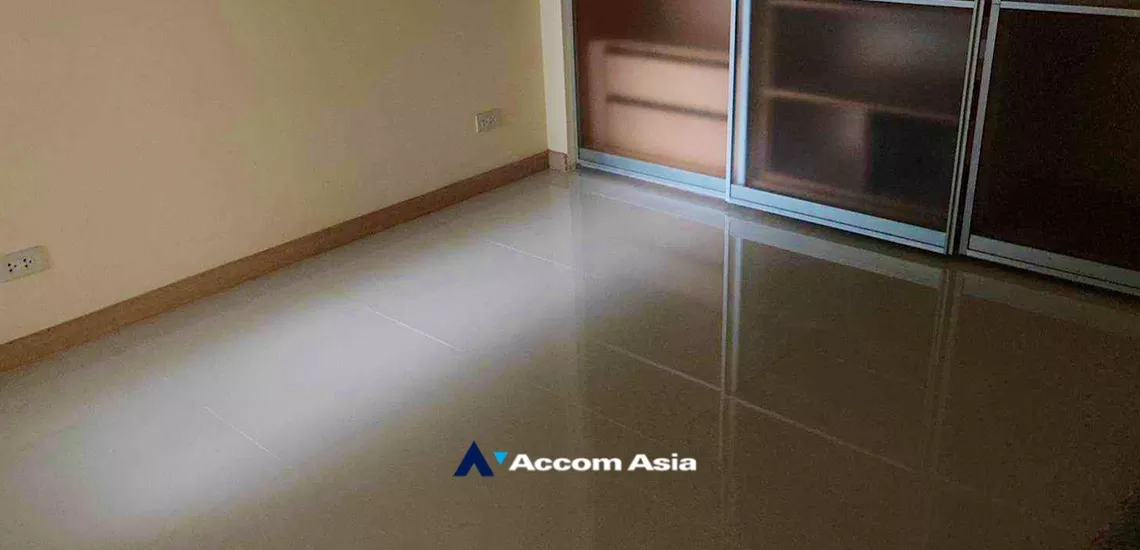 5  2 br Condominium For Sale in Sukhumvit ,Bangkok BTS Ekkamai at The Bangkok Sukhumvit 61 AA34817