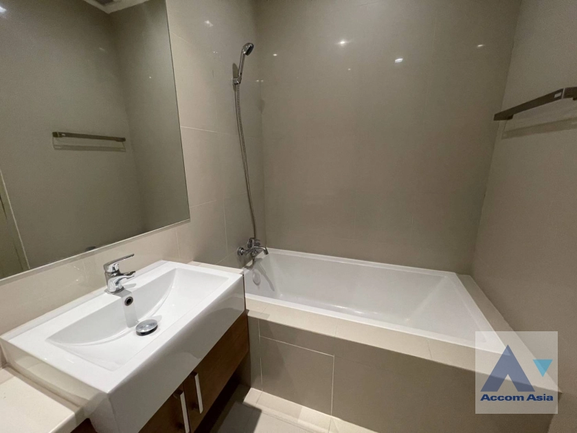 35  2 br Condominium for rent and sale in Sukhumvit ,Bangkok BTS Ekkamai at Noble Reveal AA34818
