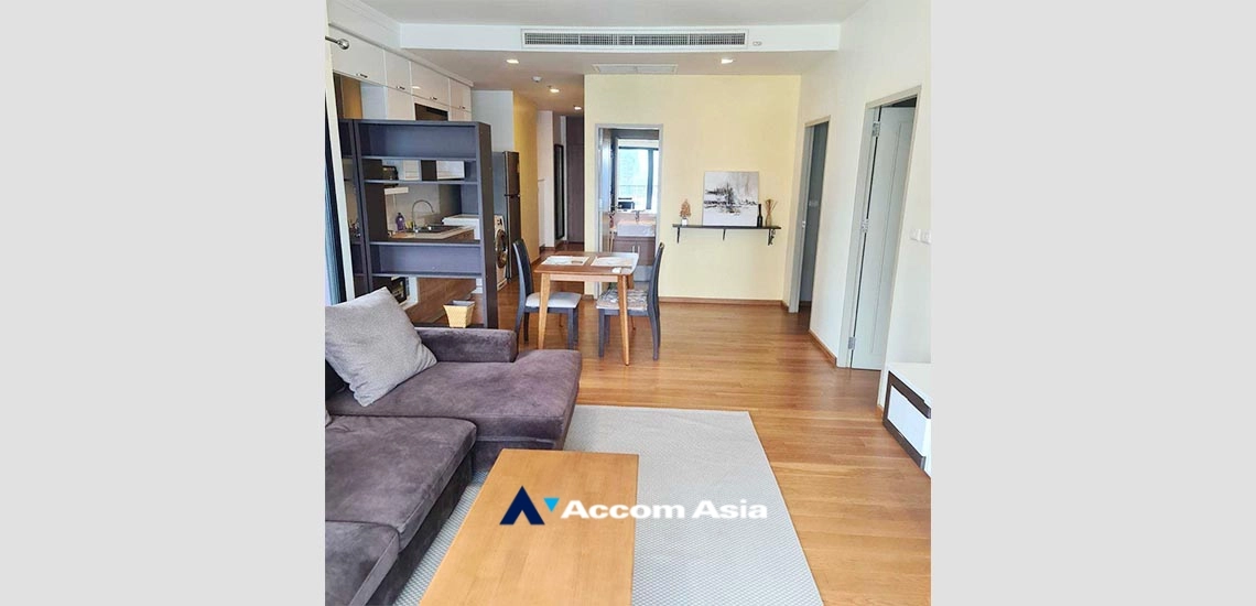 unit 2 Bedrooms  Condominium For Sale in Sukhumvit, Bangkok  near BTS Ekkamai (AA34827)