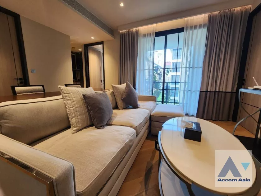  2 Bedrooms  Condominium For Rent & Sale in Sukhumvit, Bangkok  near BTS Ekkamai (AA34829)