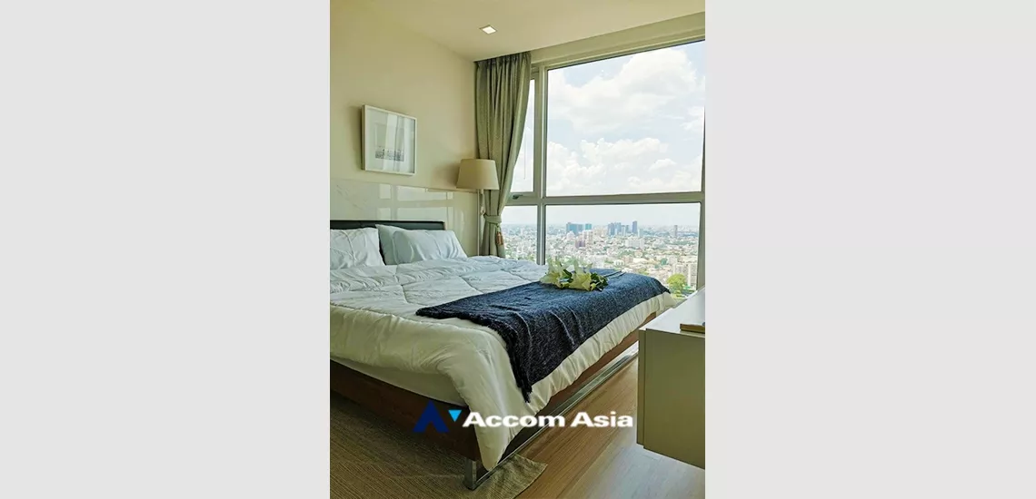 6  1 br Condominium For Sale in Sukhumvit ,Bangkok BTS Phra khanong at Sky Walk AA34832