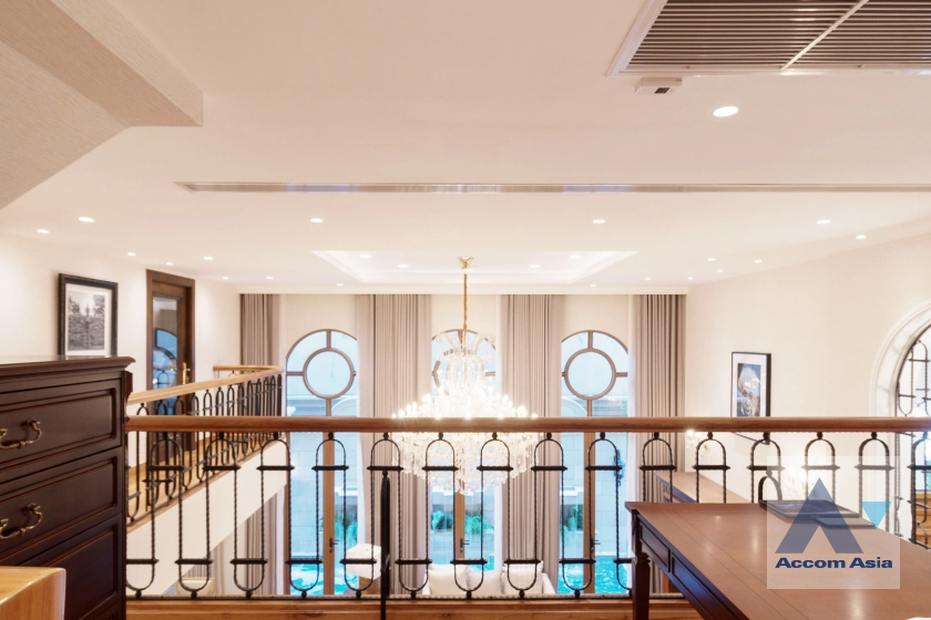21  4 br House For Sale in Sukhumvit ,Bangkok BTS Ekkamai at Casa Ekkamai 28 AA34856
