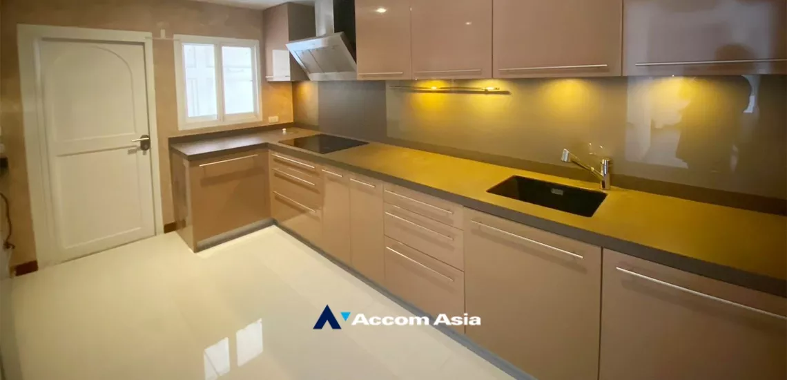 12  5 br House For Rent in Sukhumvit ,Bangkok BTS Thong Lo at Thonglor House Compound AA34859