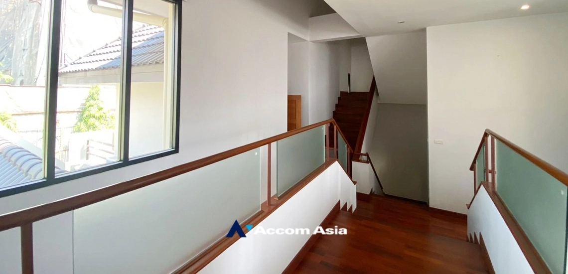 20  5 br House For Rent in Sukhumvit ,Bangkok BTS Thong Lo at Thonglor House Compound AA34859