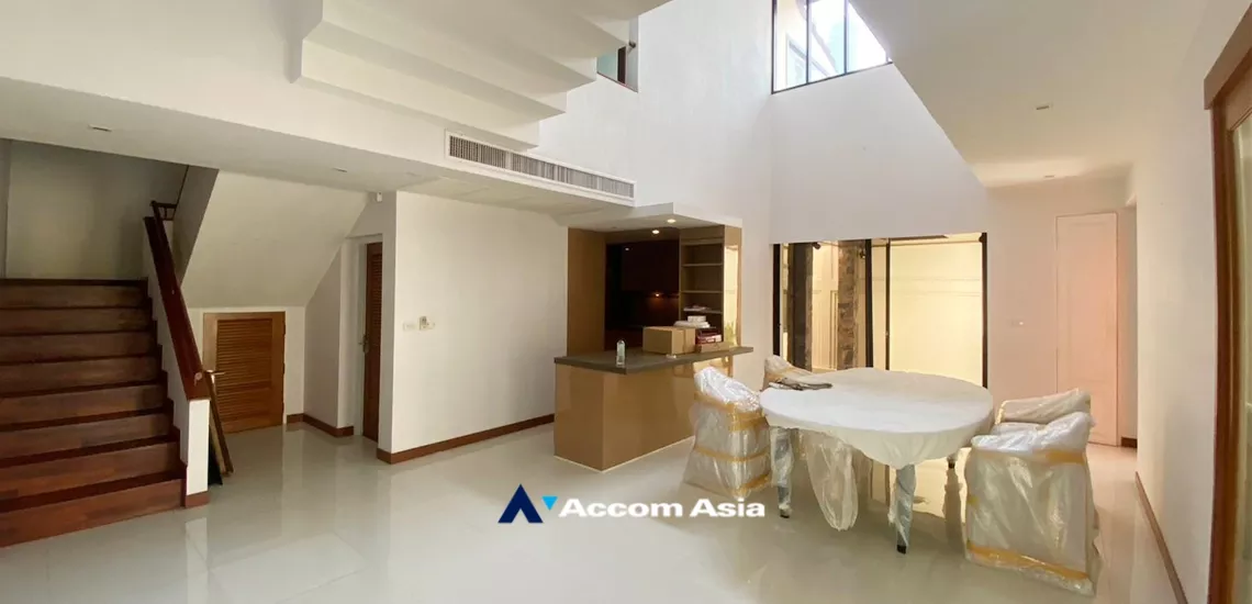 8  5 br House For Rent in Sukhumvit ,Bangkok BTS Thong Lo at Thonglor House Compound AA34859