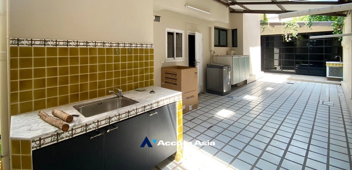 31  5 br House For Rent in Sukhumvit ,Bangkok BTS Thong Lo at Thonglor House Compound AA34859