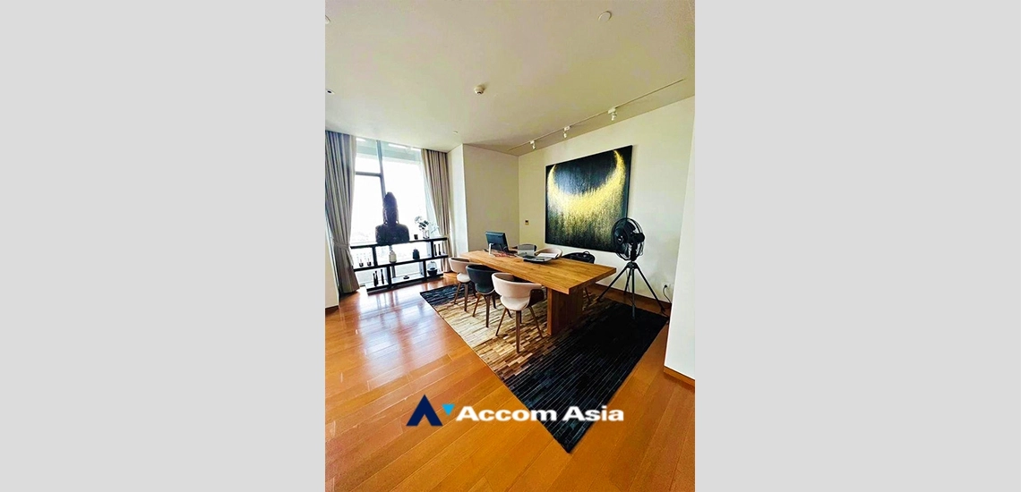 Duplex Condo, Pet friendly |  1 Bedroom  Condominium For Rent & Sale in Sathorn, Bangkok  near BTS Chong Nonsi - MRT Lumphini (AA34862)