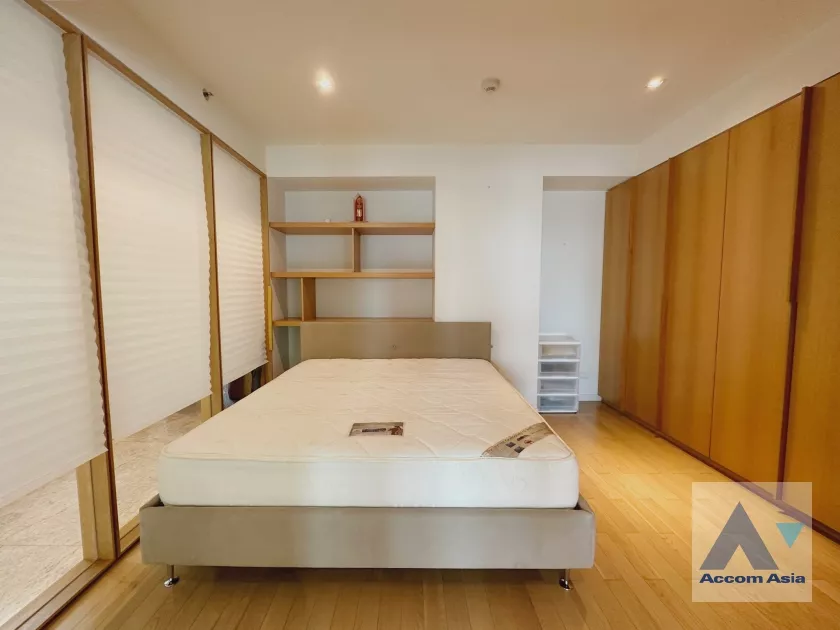 Fully Furnished |  1 Bedroom  Condominium For Sale in Sathorn, Bangkok  near BRT Wat Dan (AA34866)
