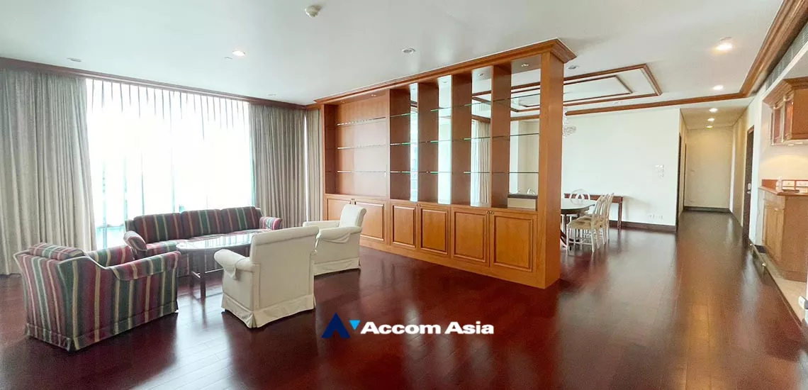 4  3 br Condominium For Sale in Ploenchit ,Bangkok BTS Chitlom at The Park Chidlom AA34870