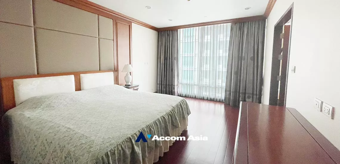 14  3 br Condominium For Sale in Ploenchit ,Bangkok BTS Chitlom at The Park Chidlom AA34870
