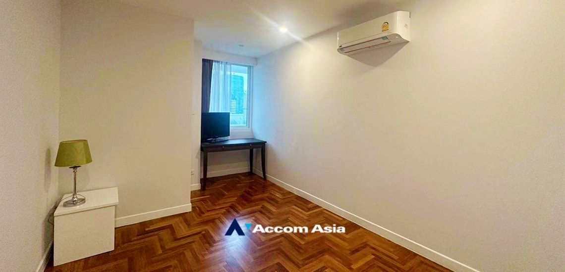 7  2 br Condominium For Rent in Sukhumvit ,Bangkok BTS Nana at Lake Green AA34885