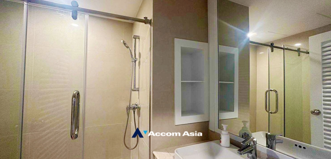 9  2 br Condominium For Rent in Sukhumvit ,Bangkok BTS Nana at Lake Green AA34885