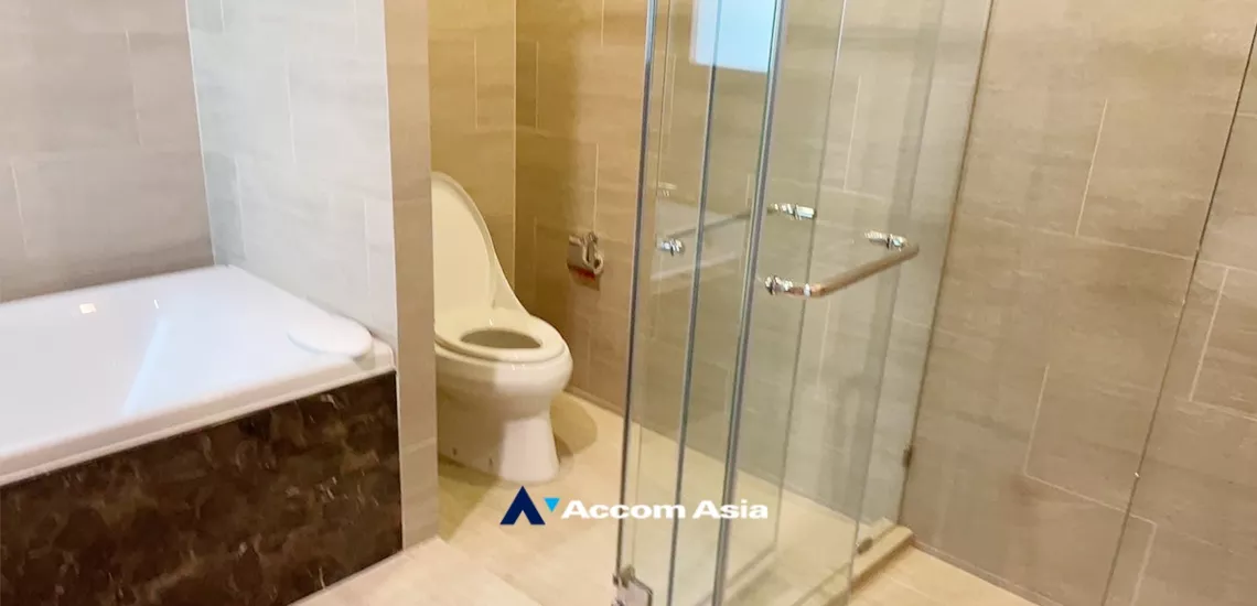 15  4 br House For Rent in Pattanakarn ,Bangkok ARL Ramkhamhaeng AA34886