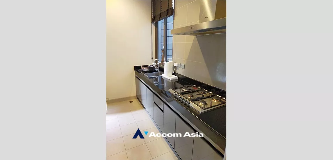 4  4 br House For Rent in Pattanakarn ,Bangkok ARL Ramkhamhaeng AA34886