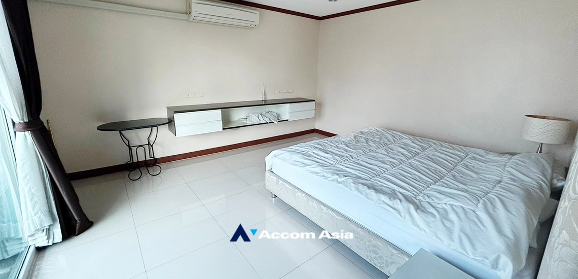 6  3 br Apartment For Rent in Sukhumvit ,Bangkok BTS Ekkamai at Spacious Unique AA34903