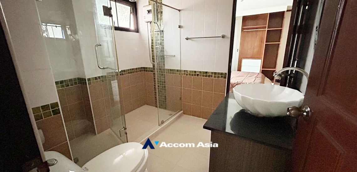 10  3 br Apartment For Rent in Sukhumvit ,Bangkok BTS Ekkamai at Spacious Unique AA34903