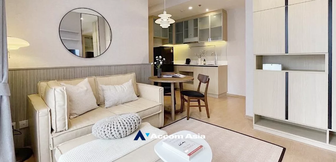 Corner Unit |  Maru Ekkamai 2 Condominium Condominium  1 Bedroom for Rent BTS Ekkamai in Sukhumvit Bangkok