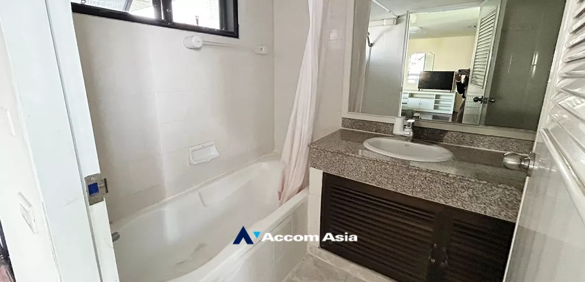 7  2 br Apartment For Rent in Sukhumvit ,Bangkok BTS Phrom Phong at Exudes classic comfort AA34907