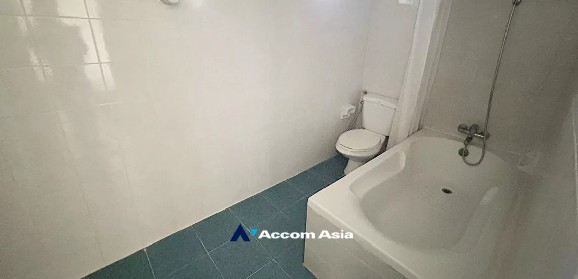 8  2 br Apartment For Rent in Sukhumvit ,Bangkok BTS Phrom Phong at Exudes classic comfort AA34907